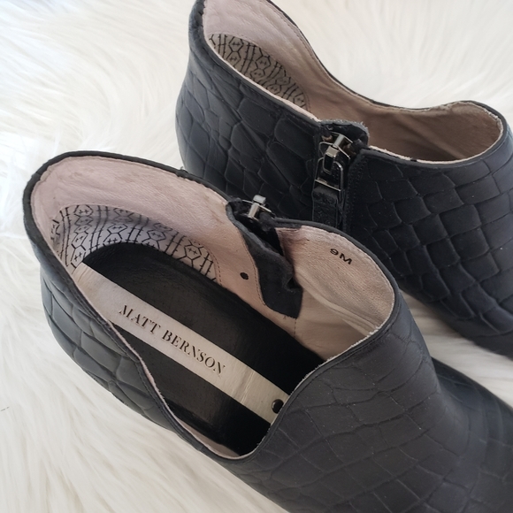 Matt Bernson Jagguar Black Leather Ankle Bootie - Size 9M - Picture 6 of 14